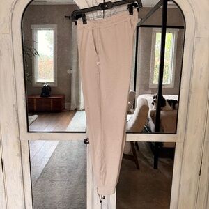 Women's Viori Performance Joggers, M Long, Ecru